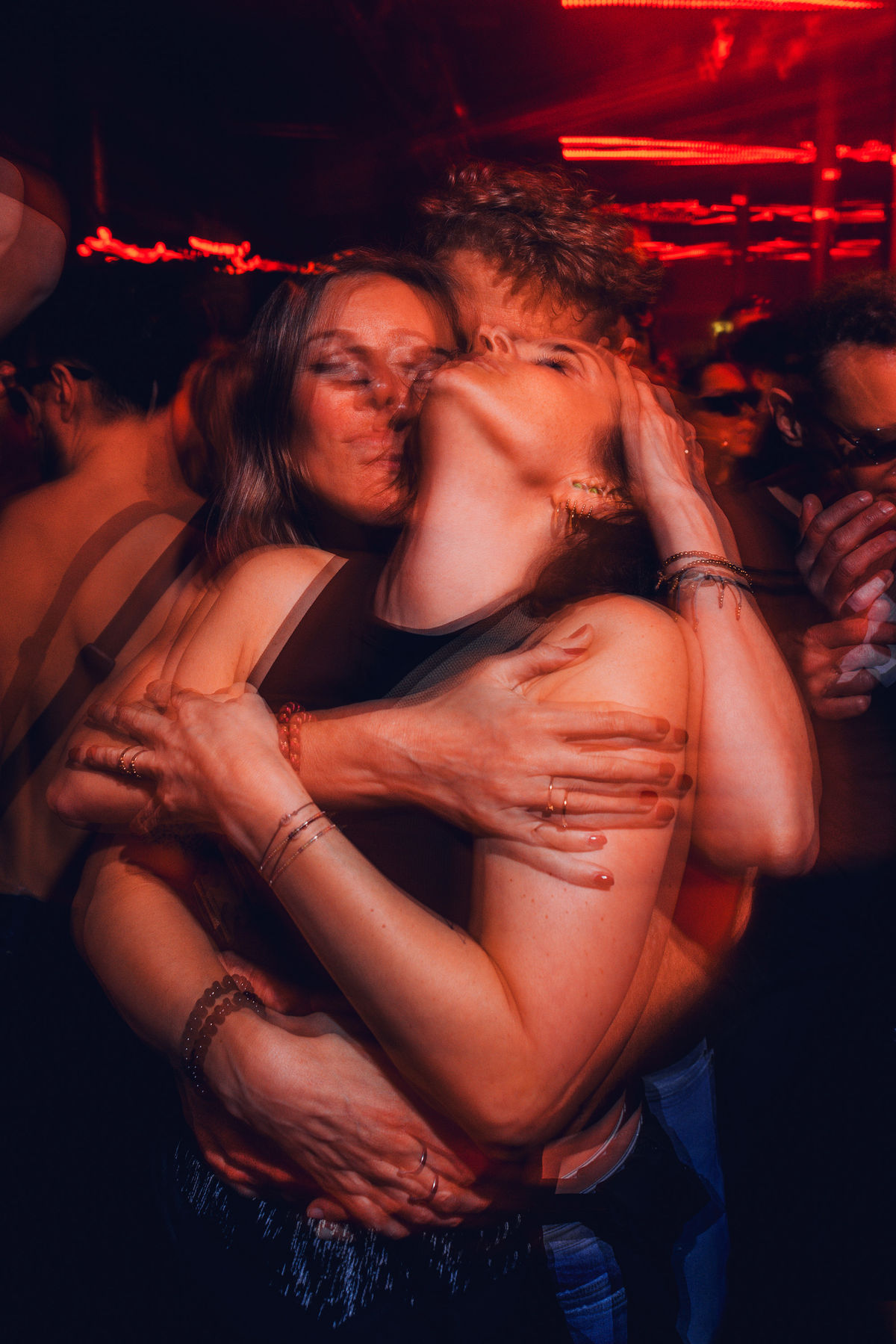 Loading... just a sec